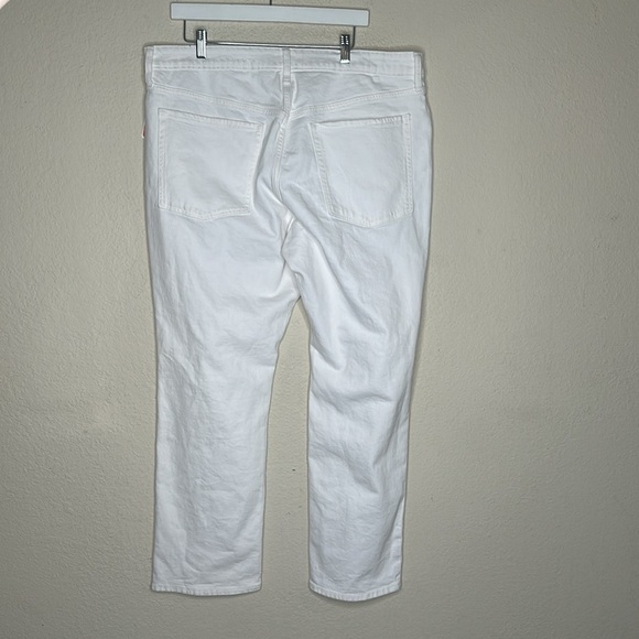 NWT Old Navy OG Hi Rise Loose Secret Smooth Pockets Ripped White Jeans Sz 18P - Picture 4 of 5